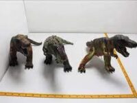 ΔΕΙΝΟΣΑΥΡΟΣ ΜΑΛΑΚΟΣ ΜΕ ΗΧΟ 3 ΣΧΕΔΙΑ (Q9899-502)